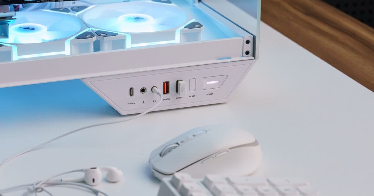 USB Portu Rəngləri Nə Deməkdir — və Onlardan Düzgün Necə İstifadə Etmək Olar