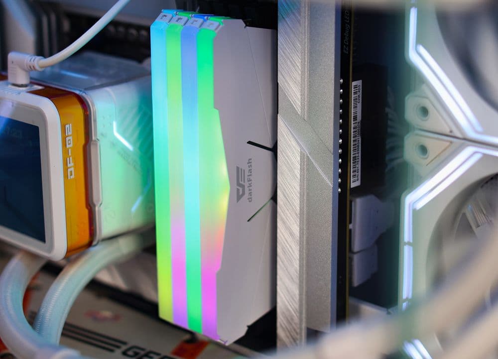 Google TurboQuant izahı: 2026 yaddaş böhranına qarşı proqram təminatı ilə həlledici zərbə?