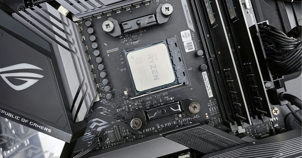 Ana Platanı Necə Oxumaq olar (1-ci hissə): CPU, RAM və Genişləndirmə Yuvalarının İzahı